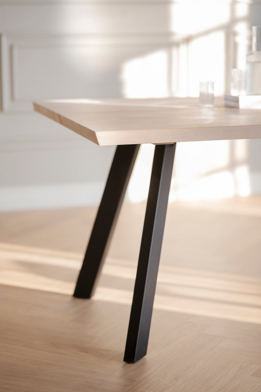 FRED Smoked Oak Dining Table 170CM – Default Title – 2