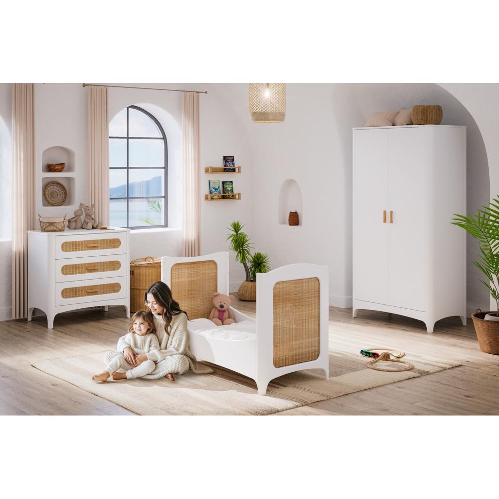 NÉRÉIDES Neige Rattan Chest of Drawers