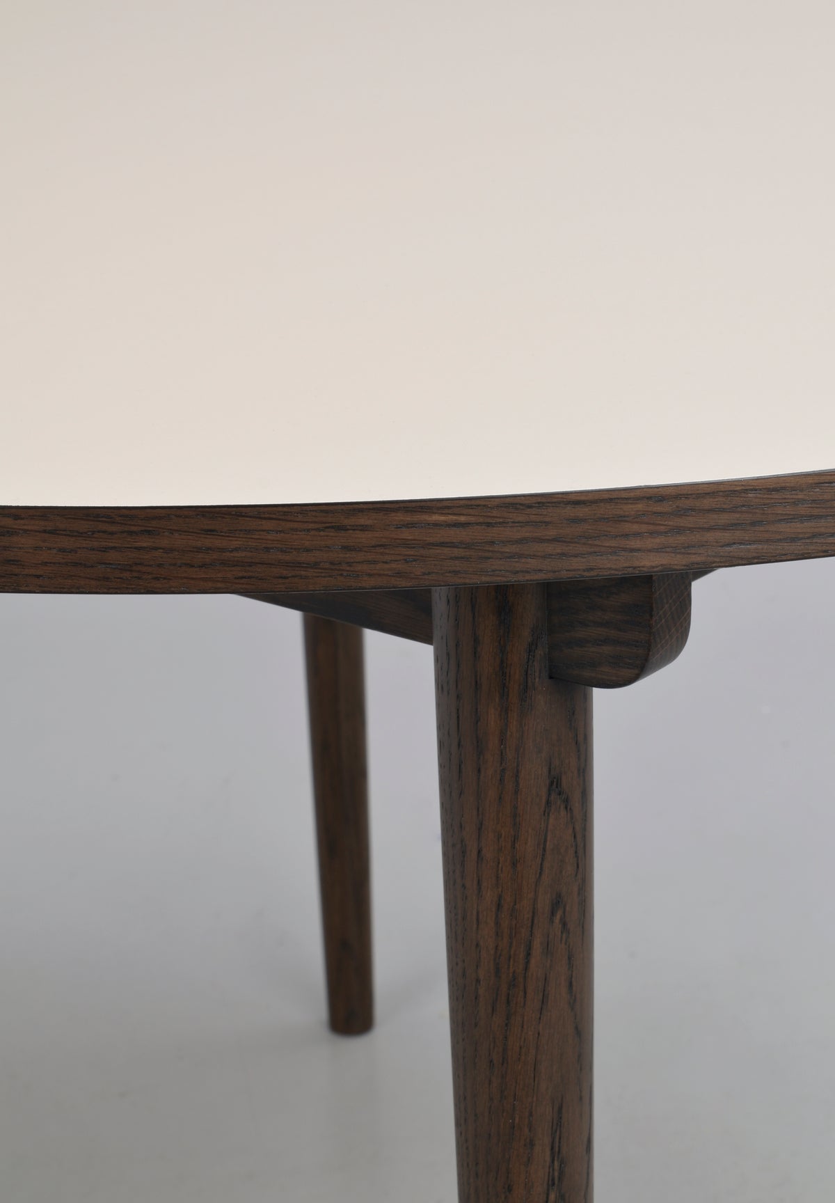 Fairmount Round Dining Table Ø120 cm