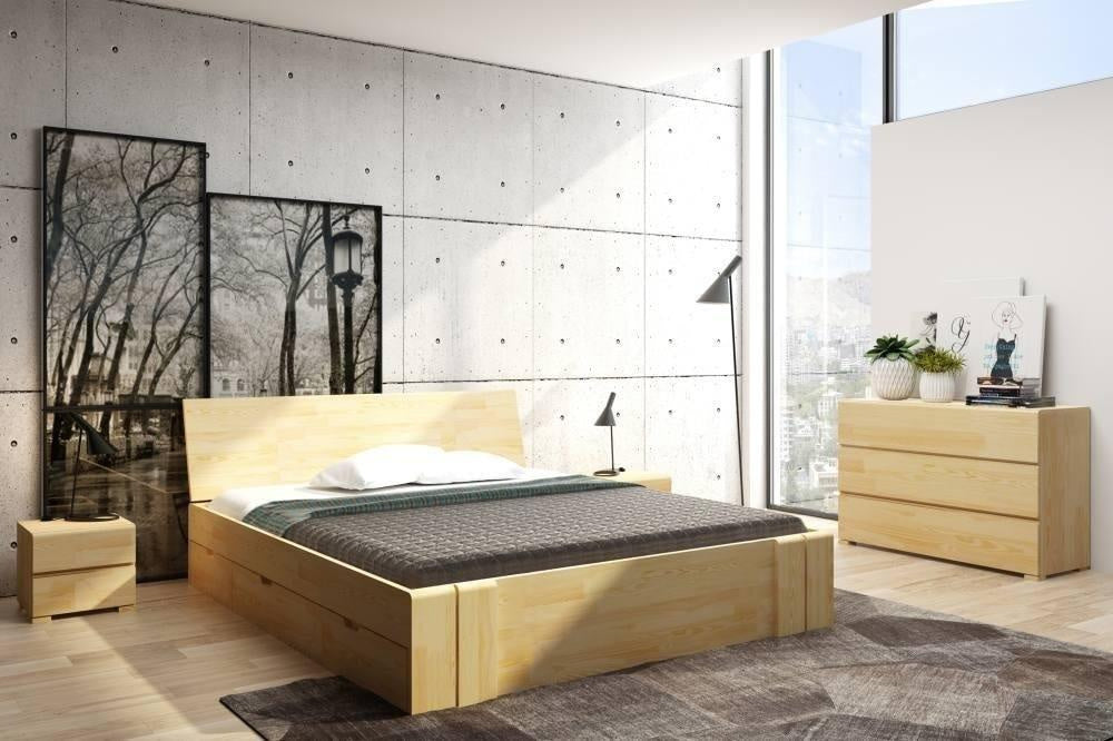 VESTRE Pine Maxi Bed with 4 Drawers