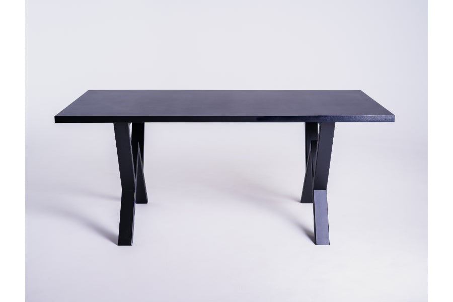 CustomForm WV Dining Table 160CM