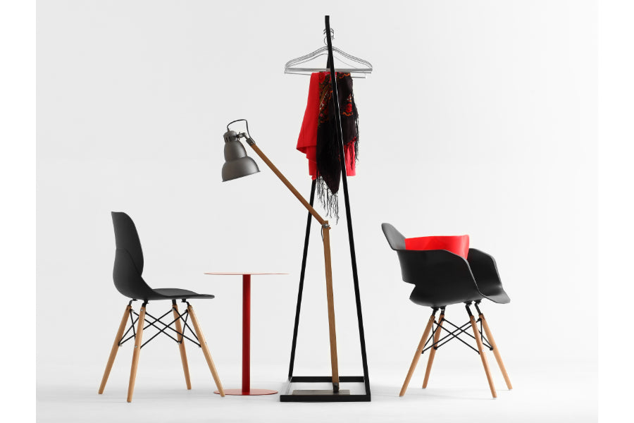 CustomForm HALL Metal Standing Hanger