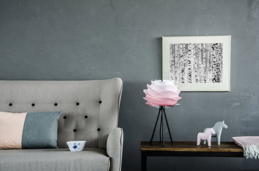 UMAGE CARMINA Baby Rose Table Lamp