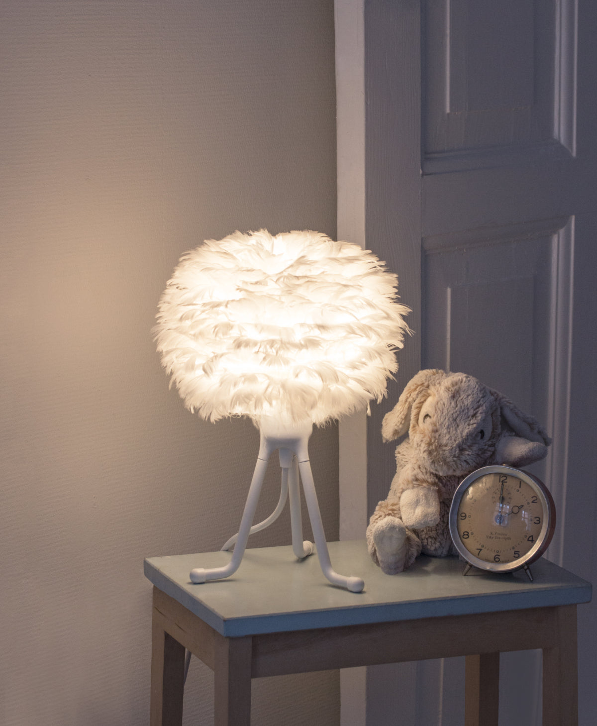 EOS weiße Tischlampe
