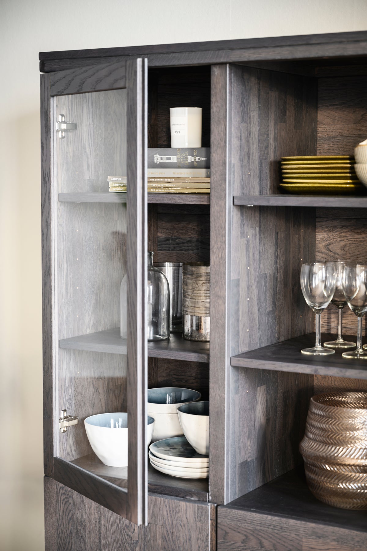 BROOKLYN Oak Vitrine 130 CM – Dark brown – 3