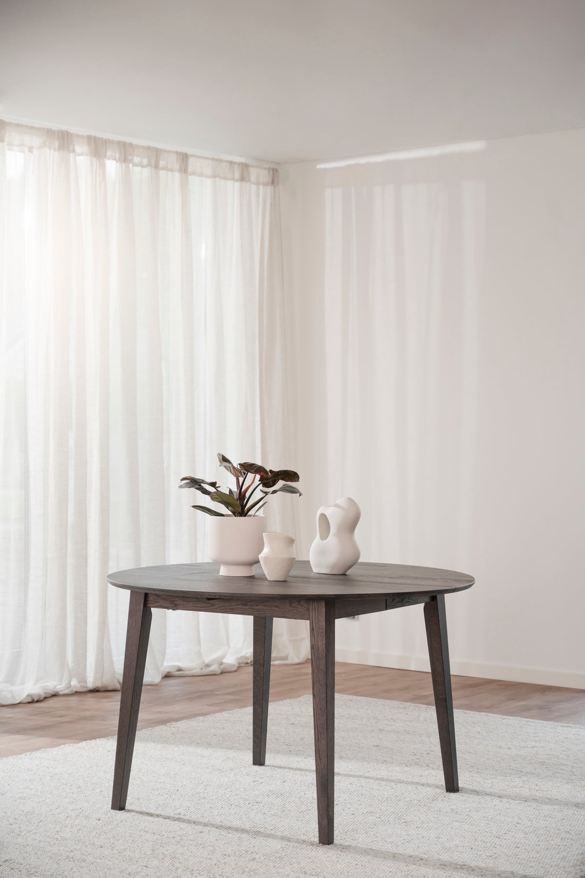 FILIPPA Round Extending Table 120CM/165CM/210CM – Standard Extending Table 120CM/165CM / Dark oak – 2