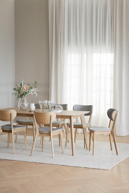 KATO Set of 2 Oak Chairs – lacquered oak/light grey fabric – 4