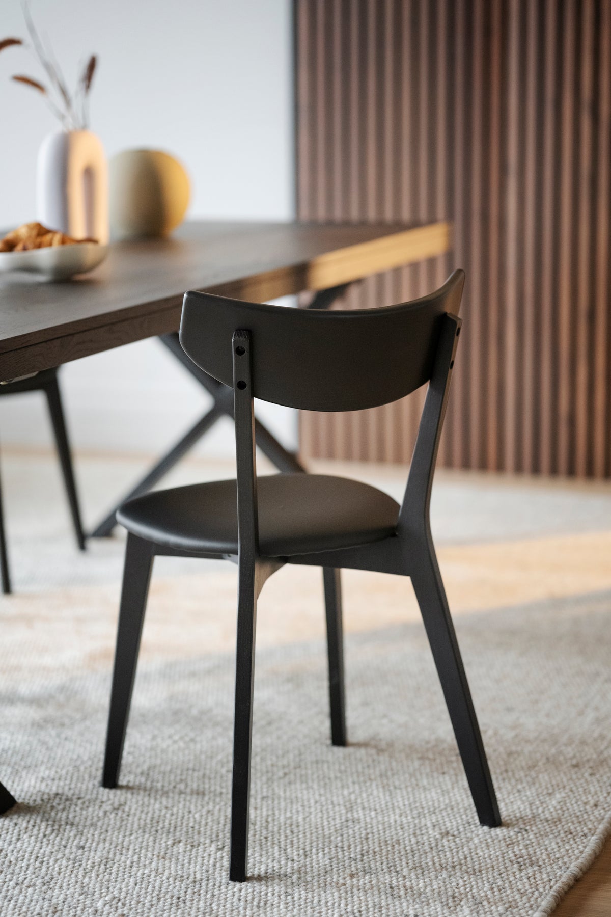AMI Set of 2 Chairs – black stained oak/ black PU seat – 3
