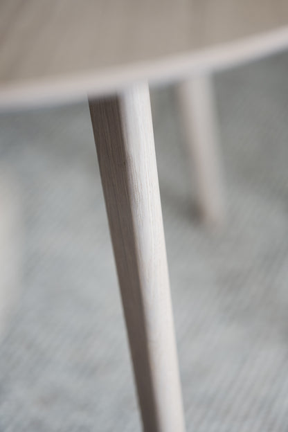 YUMI Round Table 115CM – Whitewashed Oak – 7