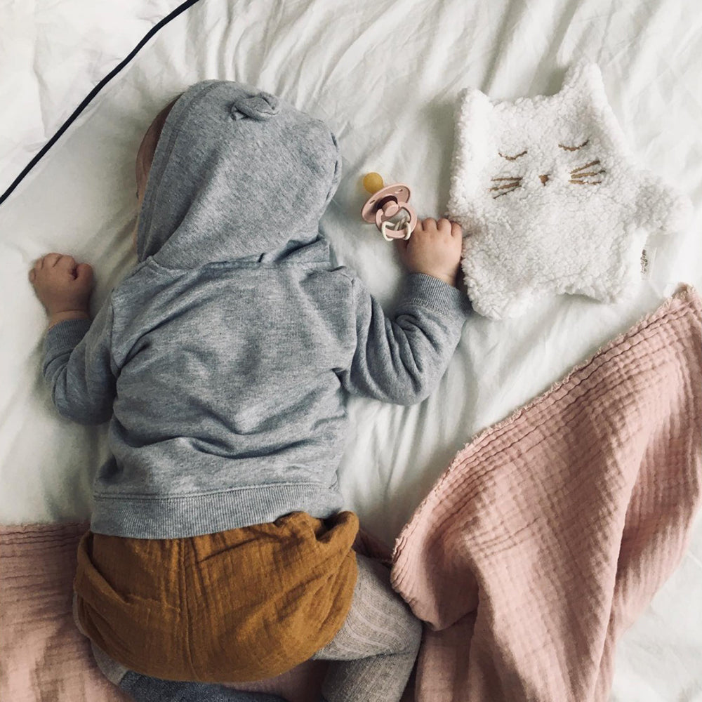 Kitten Dummy Clip Toy by Malomi Kids