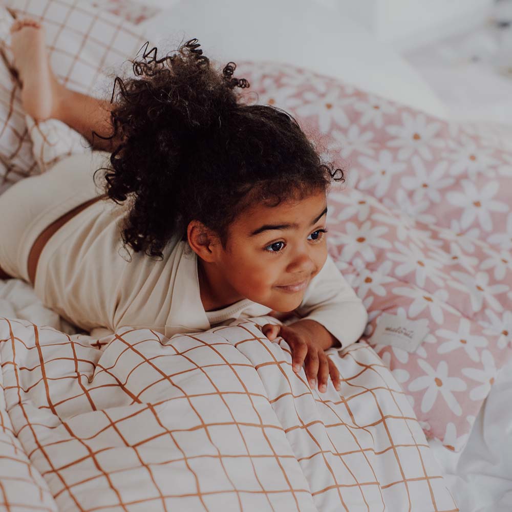 Blush Daisies Bedding Set with Filling by Malomi Kids