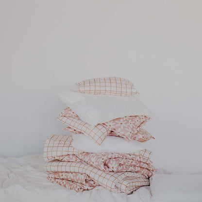 Blush Daisies Bedding Set with Filling by Malomi Kids