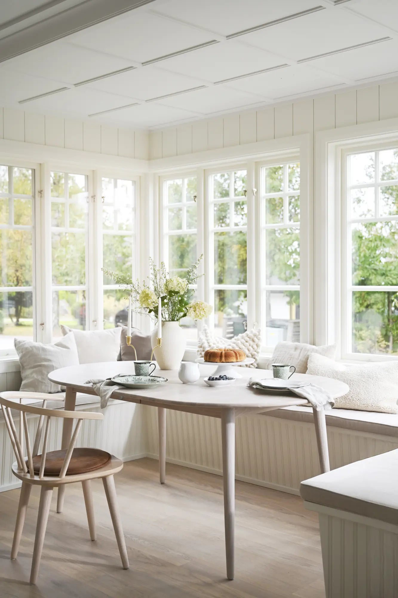 Rowico TYLER Oval Whitewashed Oak Table 170/210/250CM