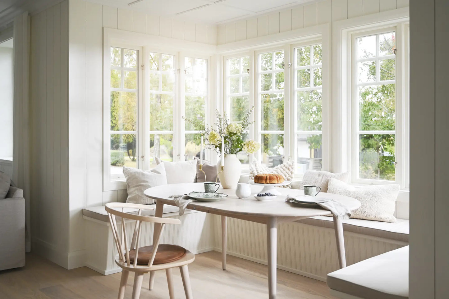 Rowico TYLER Oval Whitewashed Oak Table 170/210/250CM