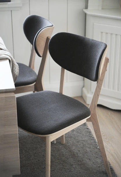KATO Set of 2 Whitewashed Chairs – whitewashed oak/ dark grey fabric – 3