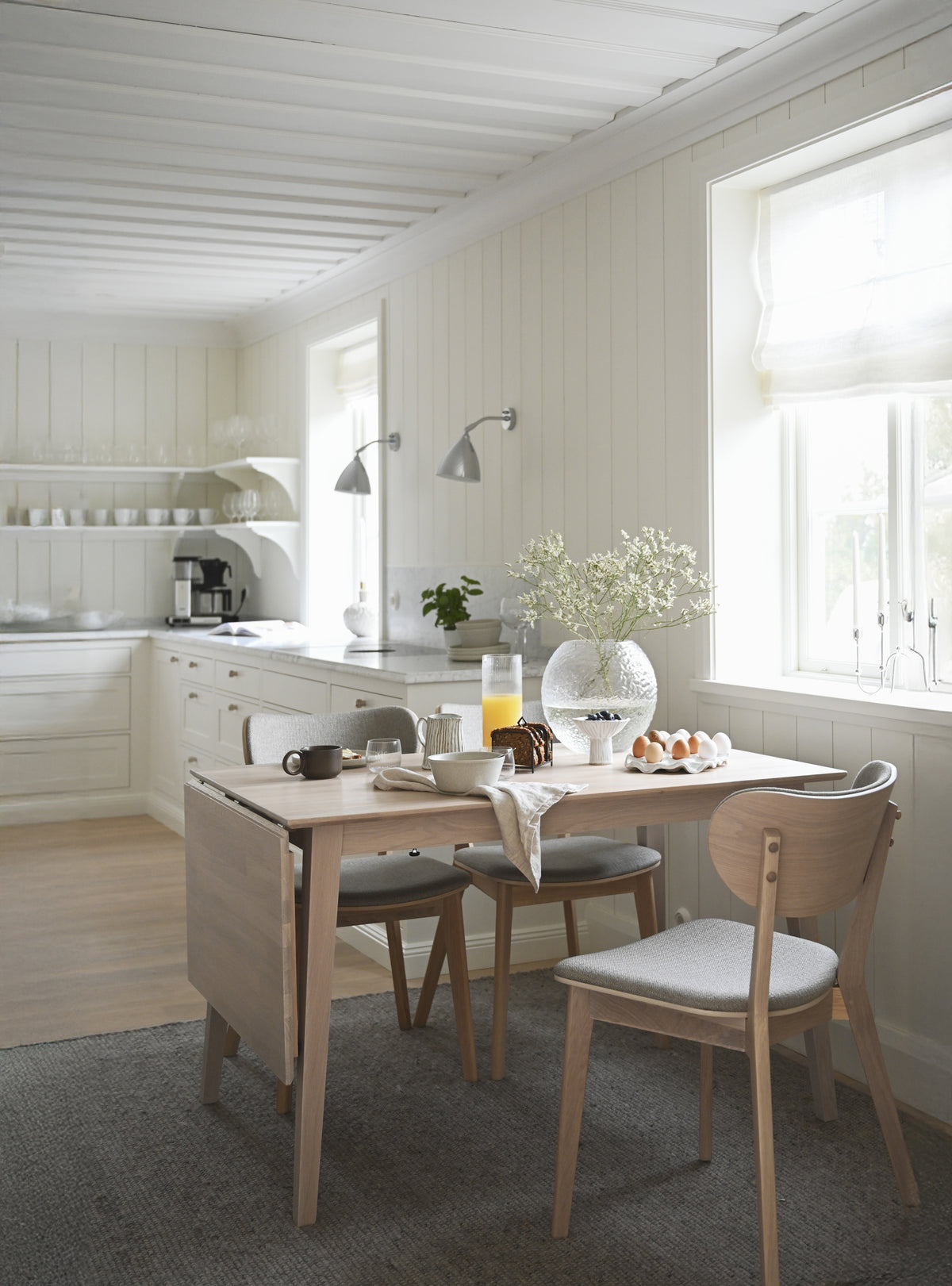 FILIPPA Drop Leaf Table 80CM & 120CM – Whitewashed oak top/whitewashed oak legs / Large 120CM – 2