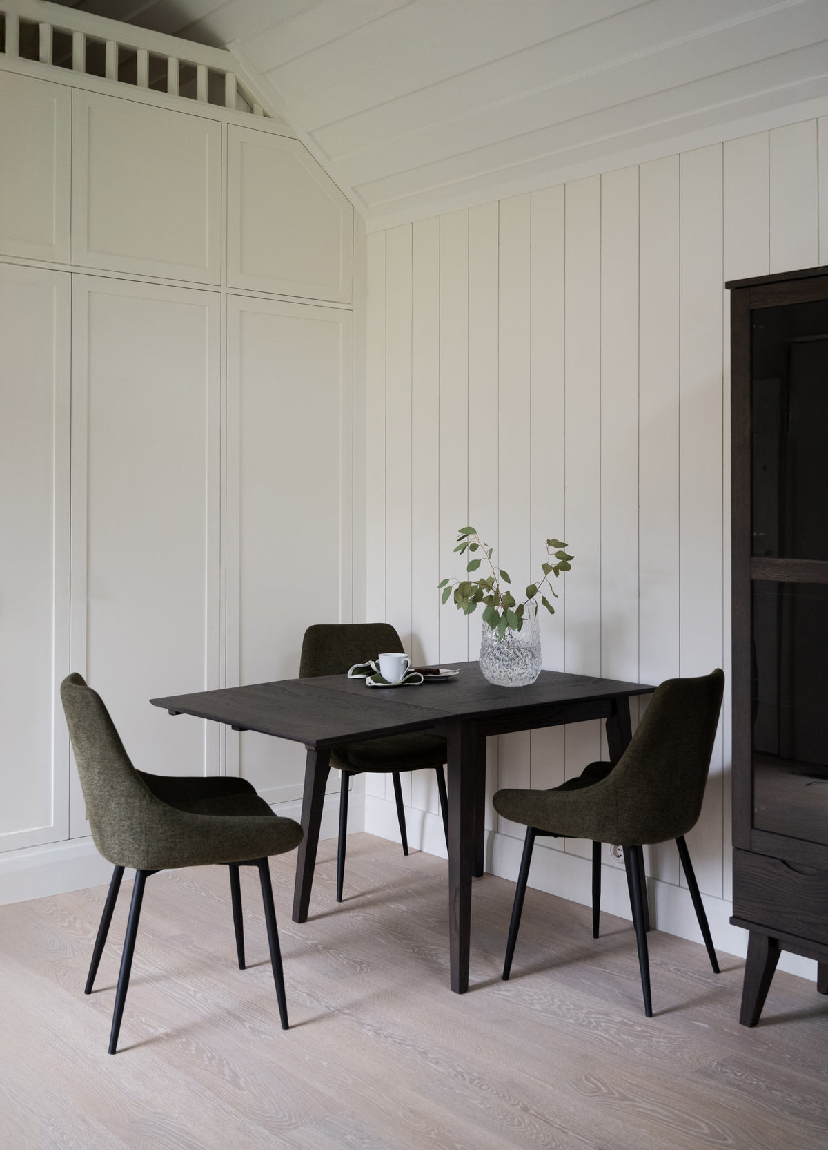 FILIPPA Drop Leaf Table 80CM & 120CM – Dark Brown Oak / Medium 80CM – 3