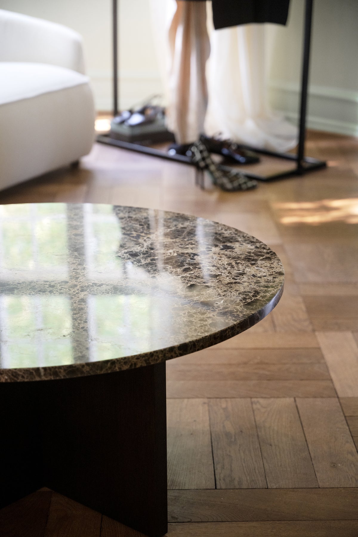BROOKSVILLE Round Coffee Table Ø90 – Brown marble & brown oak – 6
