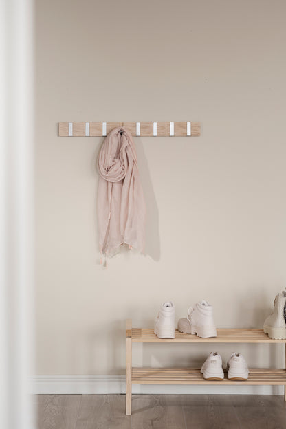 Confetti Hook Rail 70 cm – Whitewash Oak – room setting