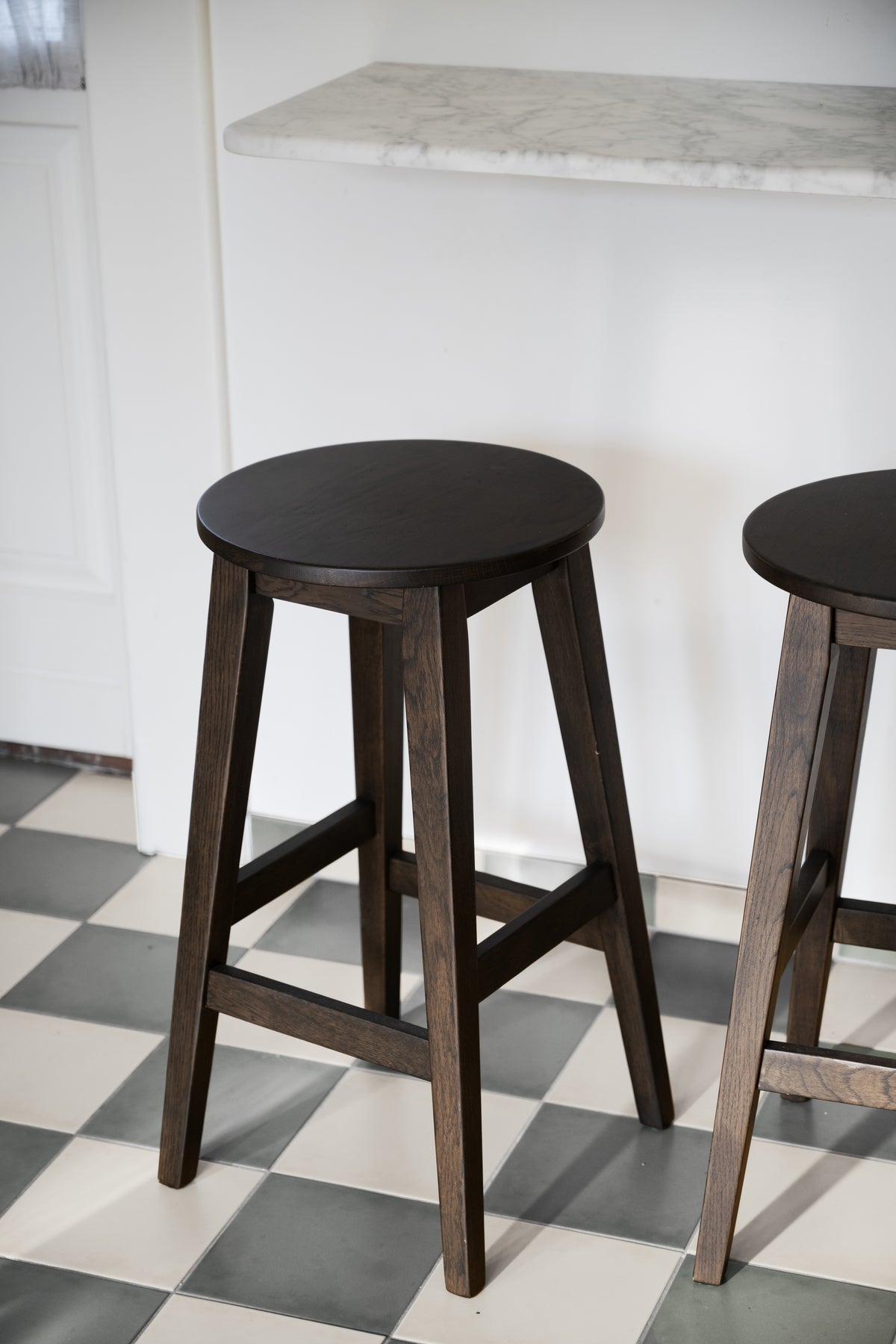 AUSTIN Set of 2 Bar Chairs – brown oak – 2