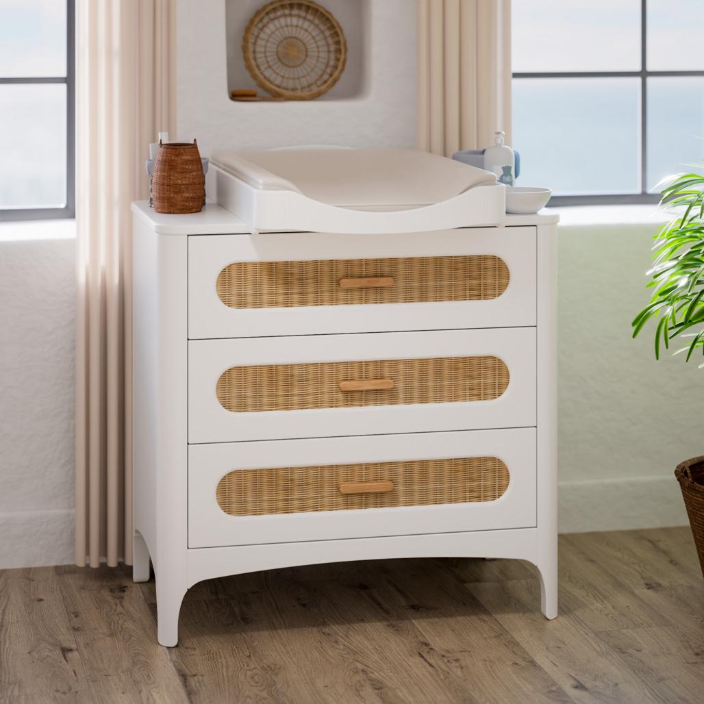 NÉRÉIDES Neige Rattan Chest of Drawers