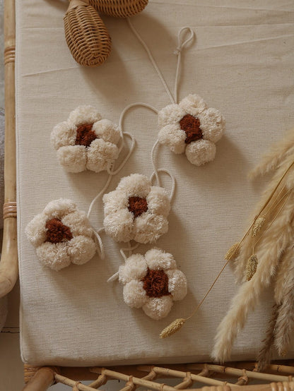 Daisy Garland by Malomi Kids