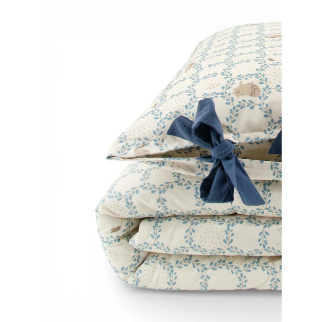 Blue Cottage Bedding Set with Filling by Malomi Kids