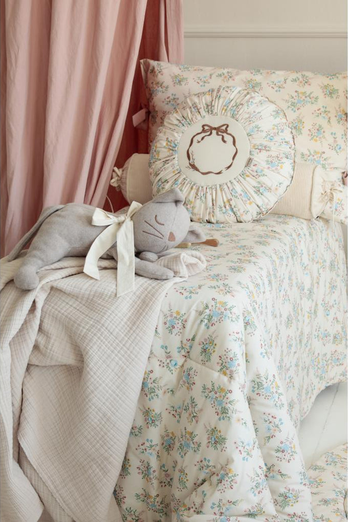 Blooming Meadow Bedding Set with Filling by Malomi Kids