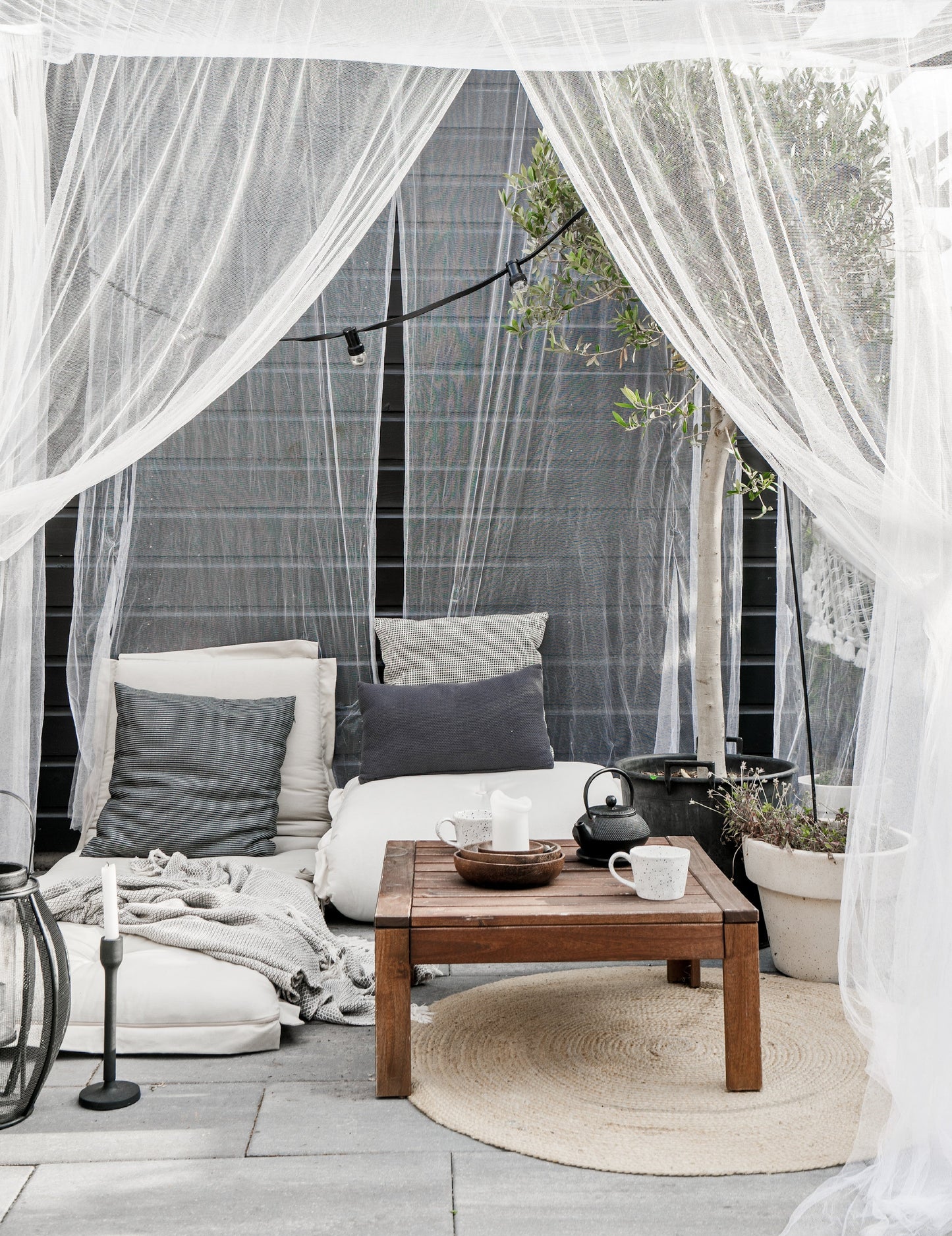 SIT & SLEEP Out™ — Scandinavian piece by Karup Design