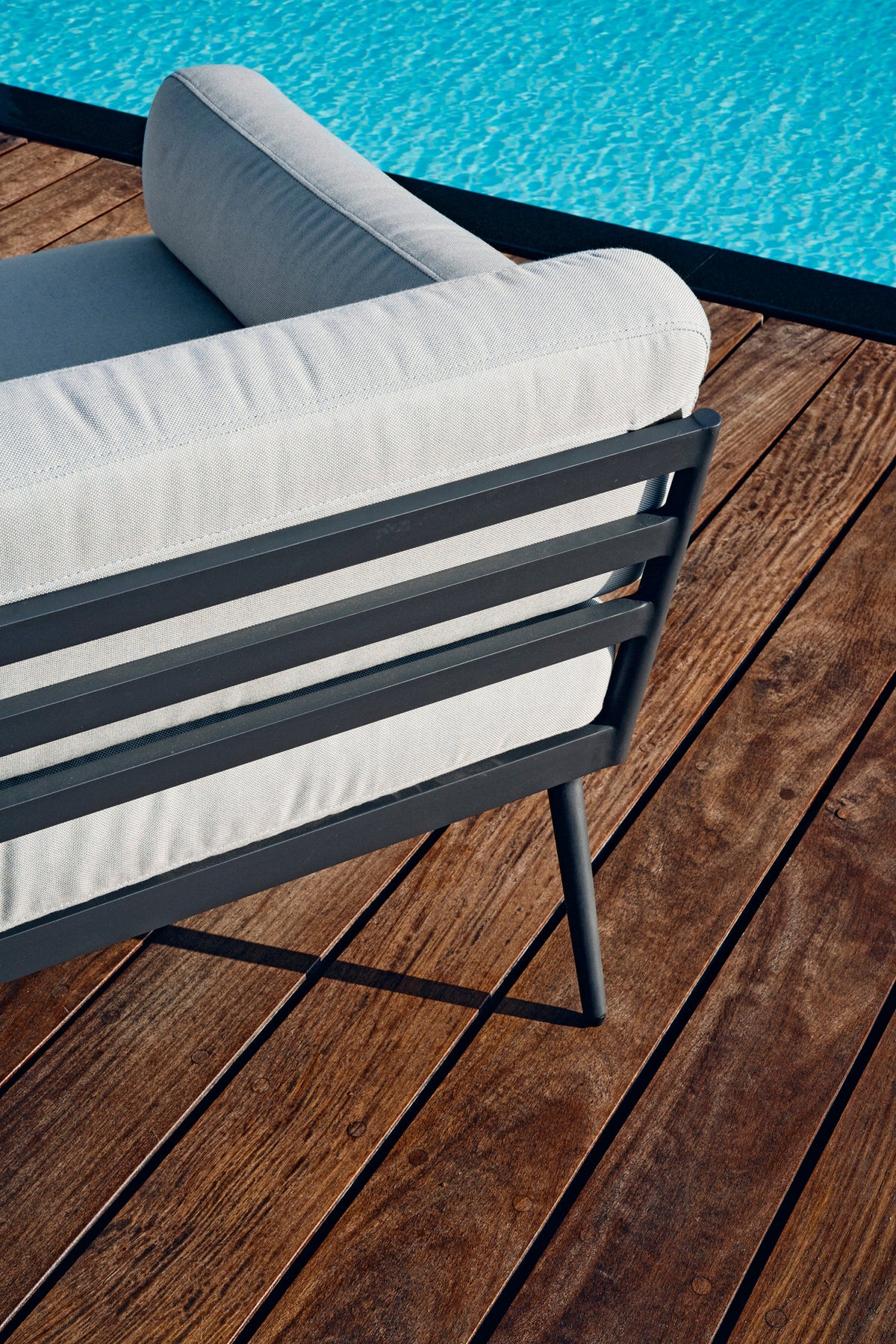 Anholt sofa close-up
