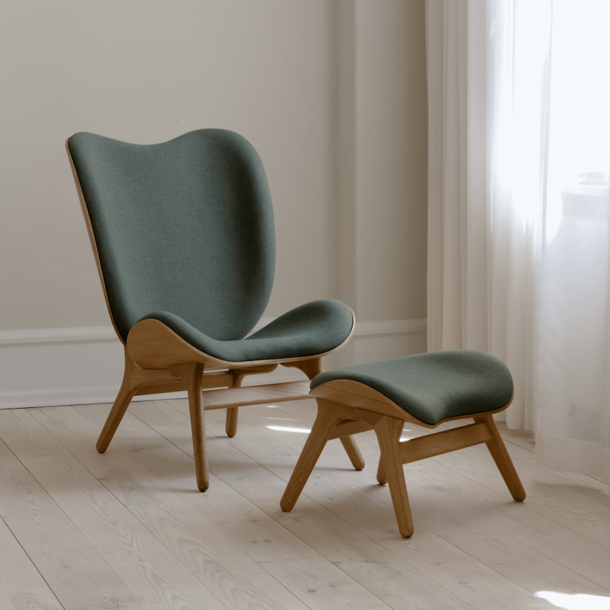 A CONVERSATION PIECE TALL Lounge Chair