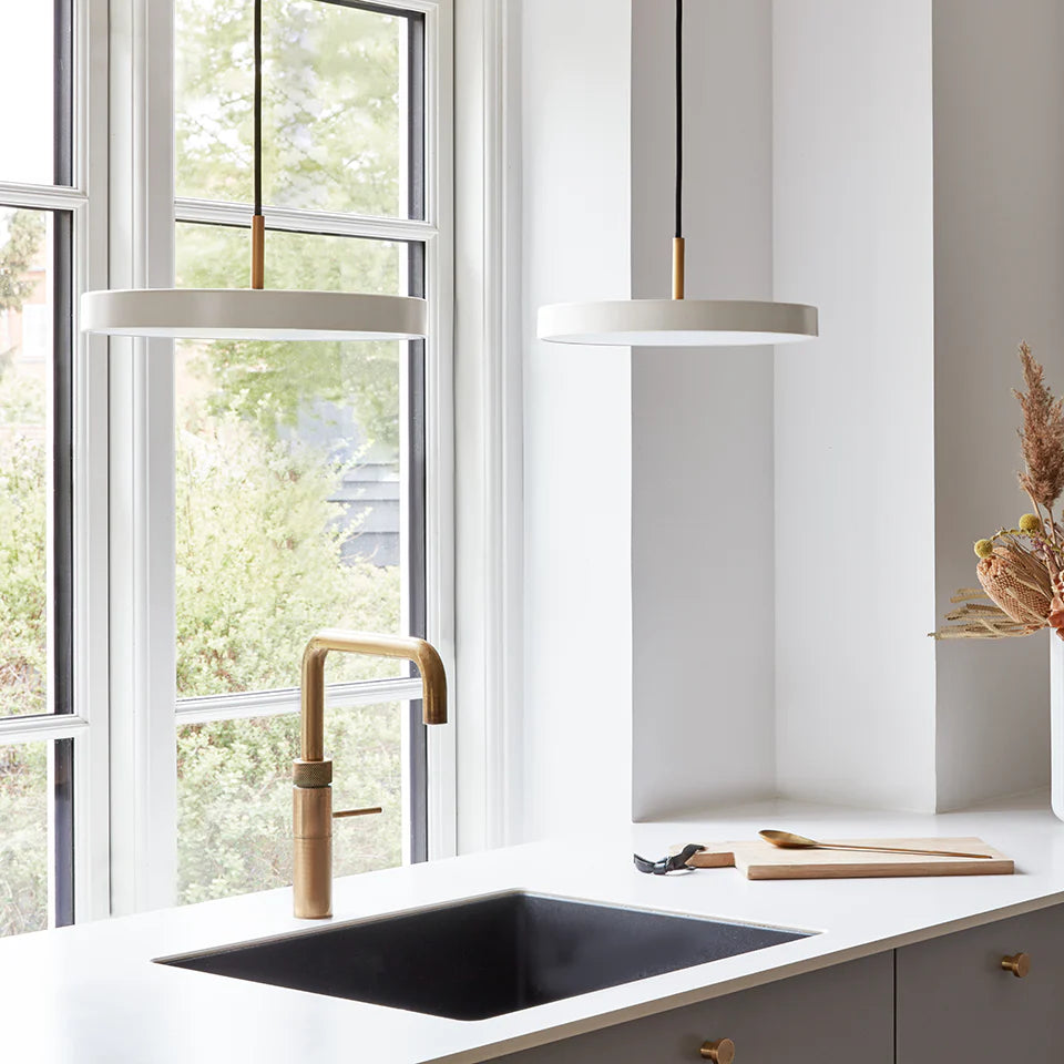 UMAGE ASTERIA Pendant Light Pearl White Ø 31CM