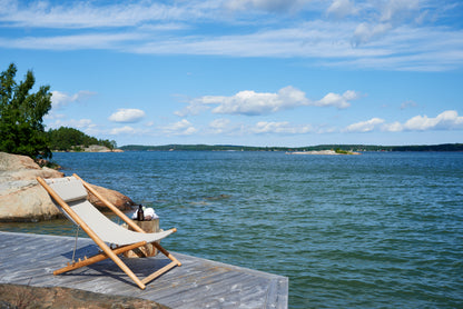 H55 recliner on a terrace