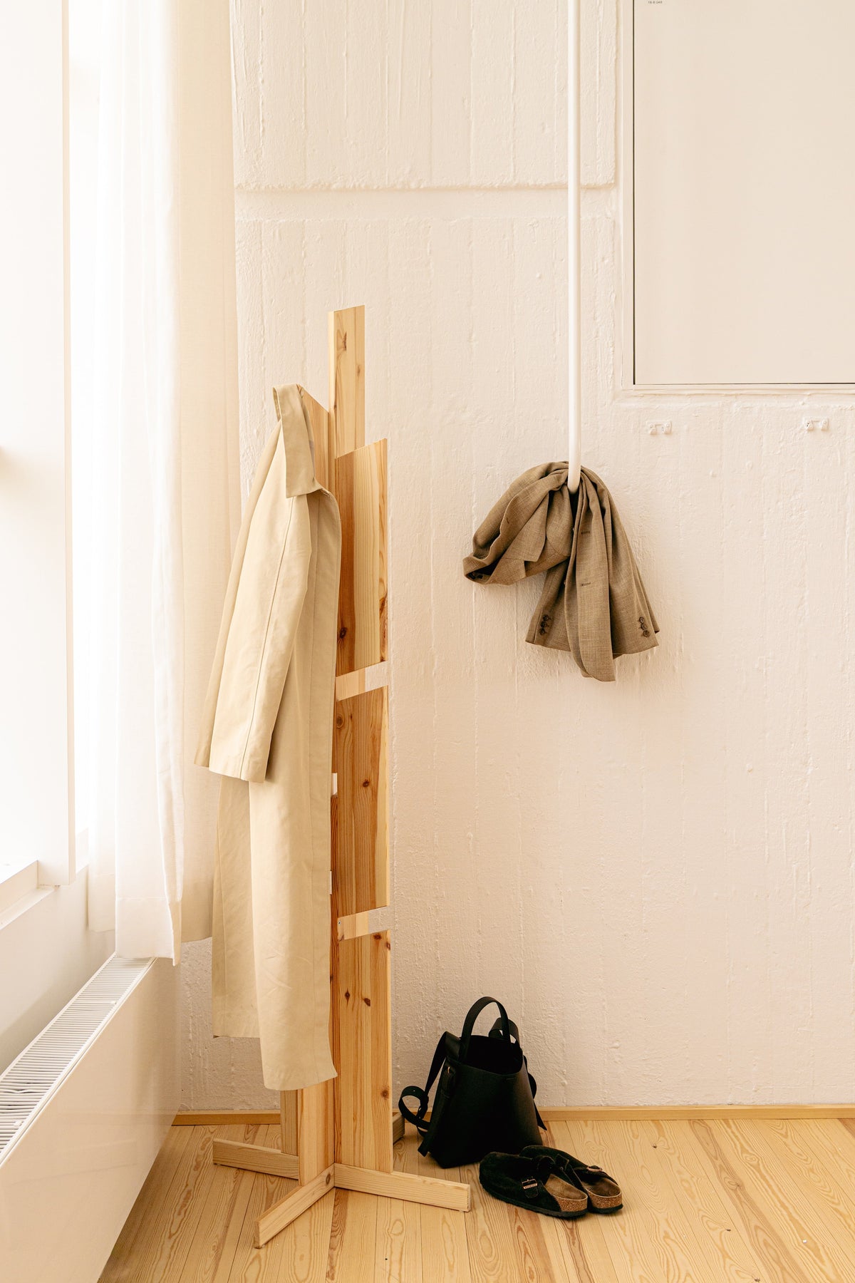 KEEPER Coat stand — Scandinavian storage by Karup Design