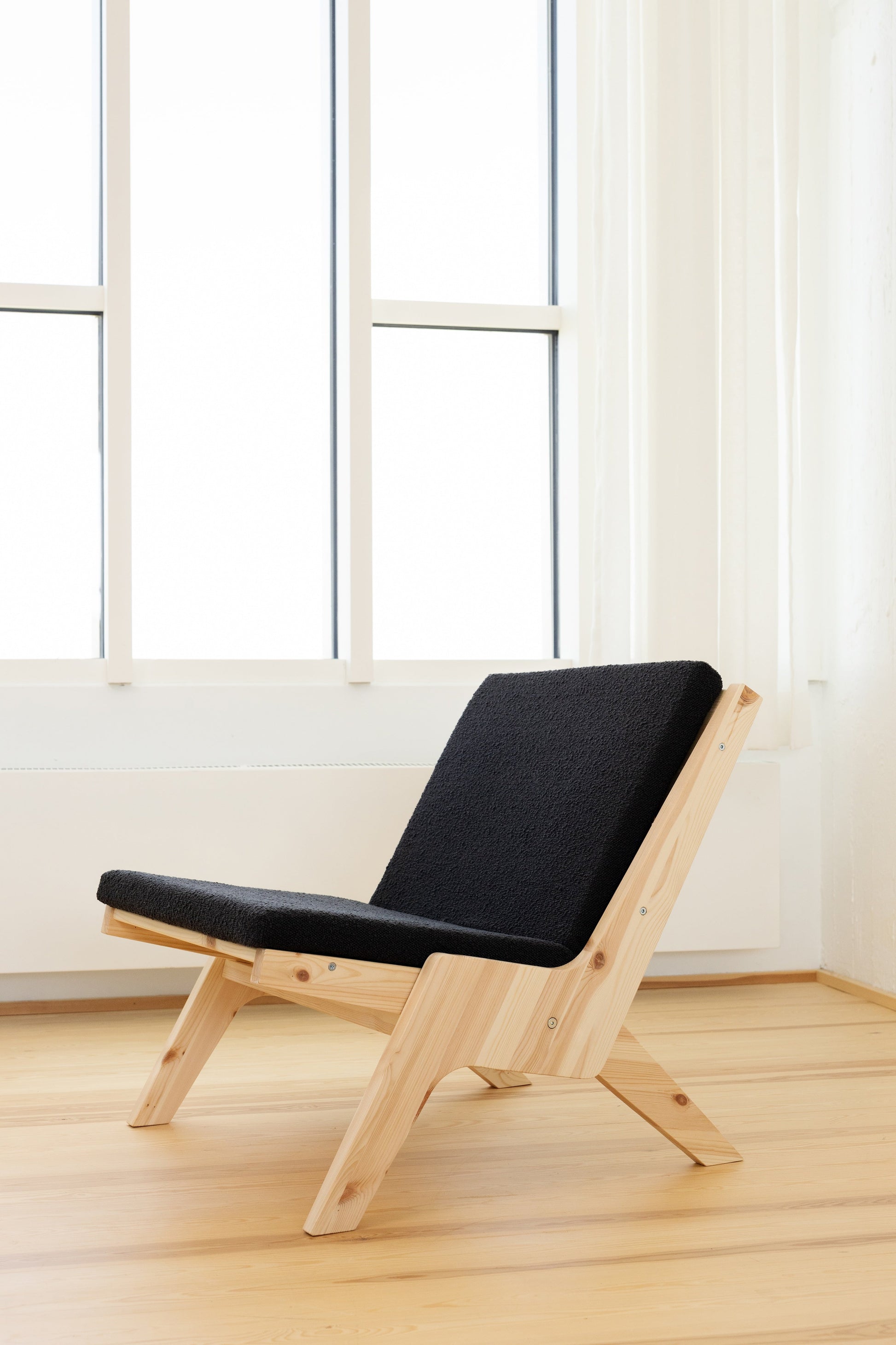 SWAY Lounge chair — Scandinavian seat by Karup Design