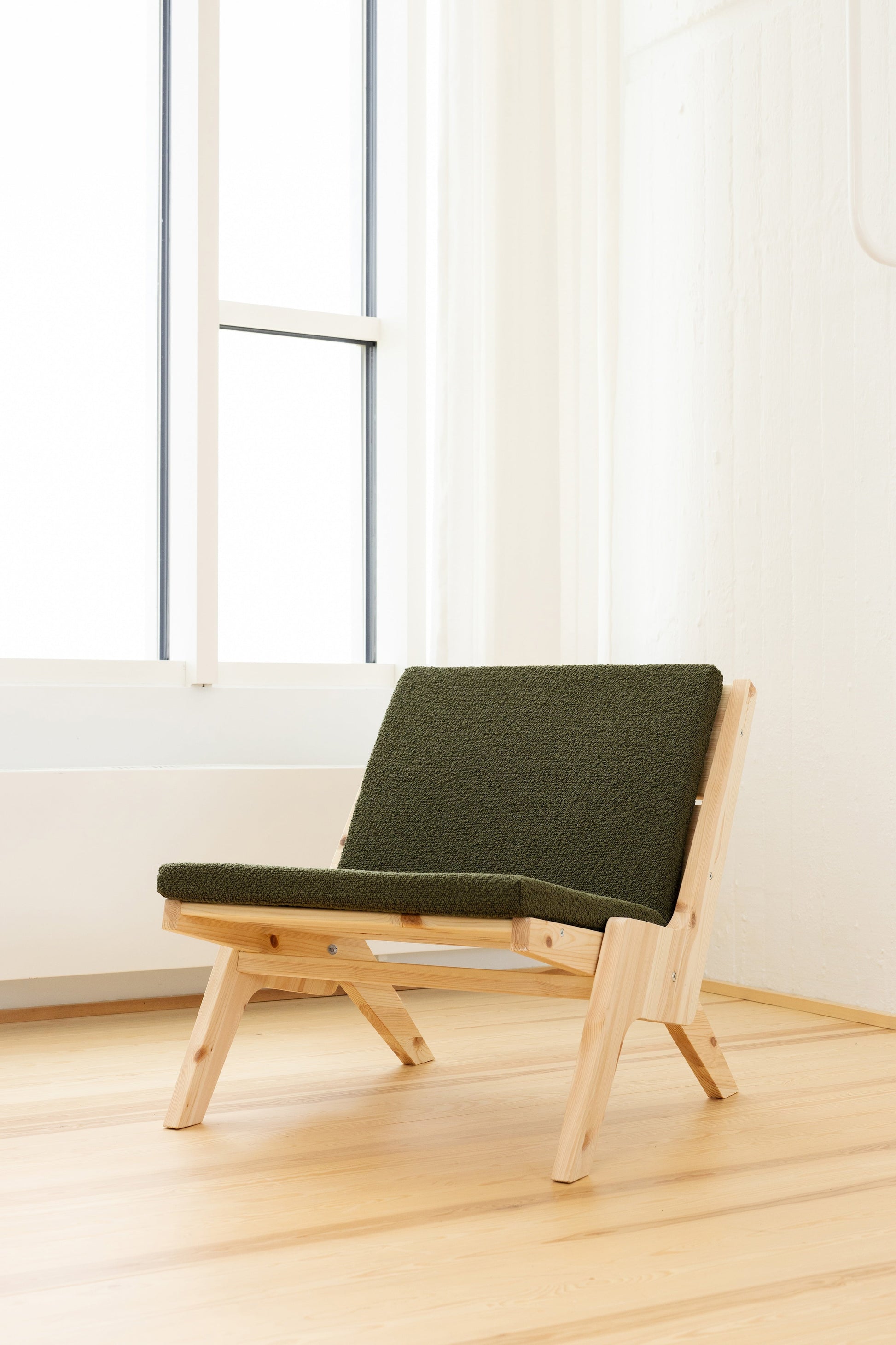 SWAY Lounge chair — Scandinavian seat by Karup Design