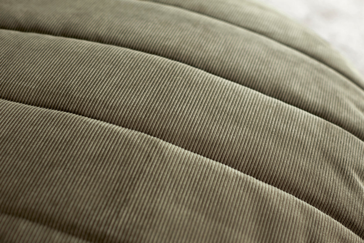 SHUFFLEPUCK QUILTUS Beanbag by Innovation Living