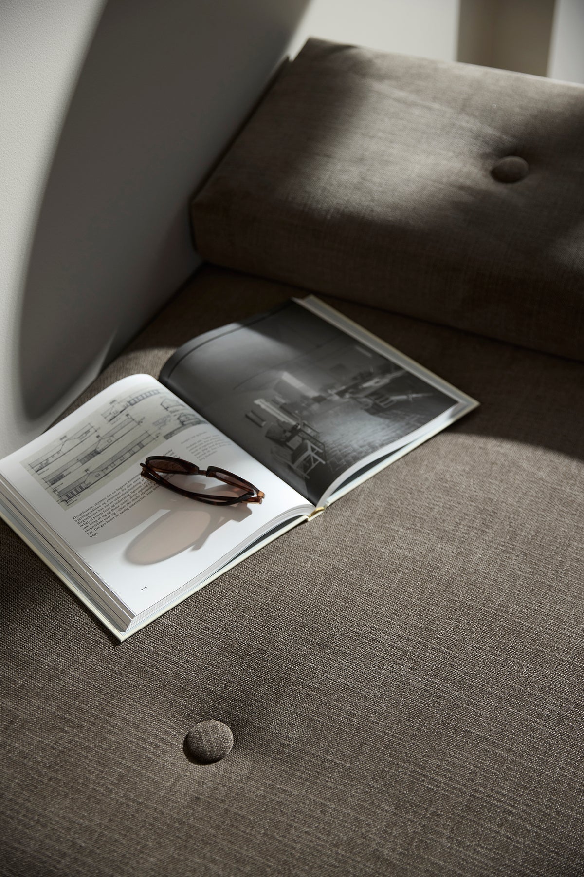 SIGMUND DRIP Daybed by Innovation Living, interior