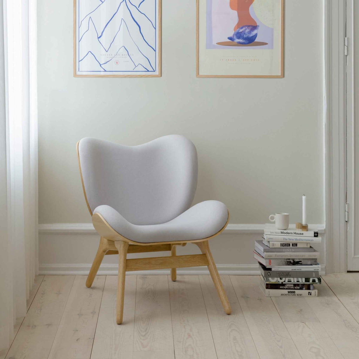 A CONVERSATION PIECE LOW Lounge Chair