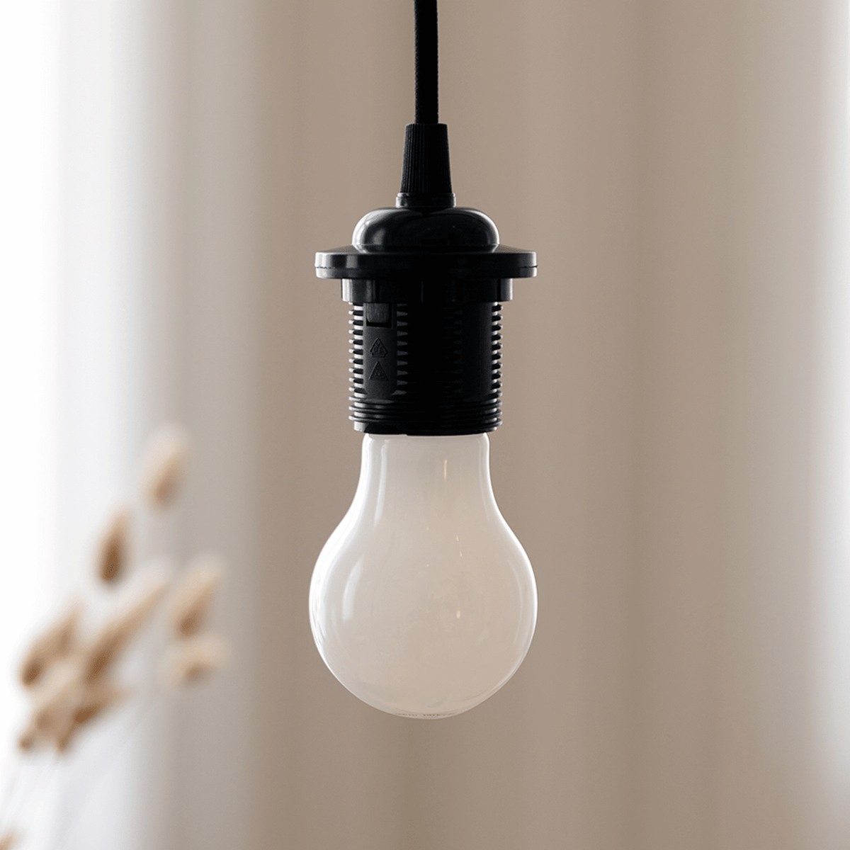 CLASSIC IDEA E27, 8W LED, 2700K, 930LM Bulb