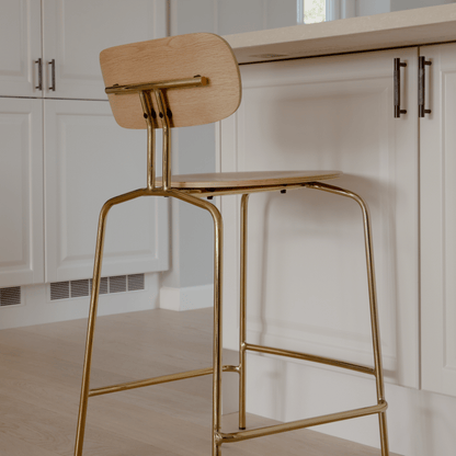 CURIOUS Counter Stool