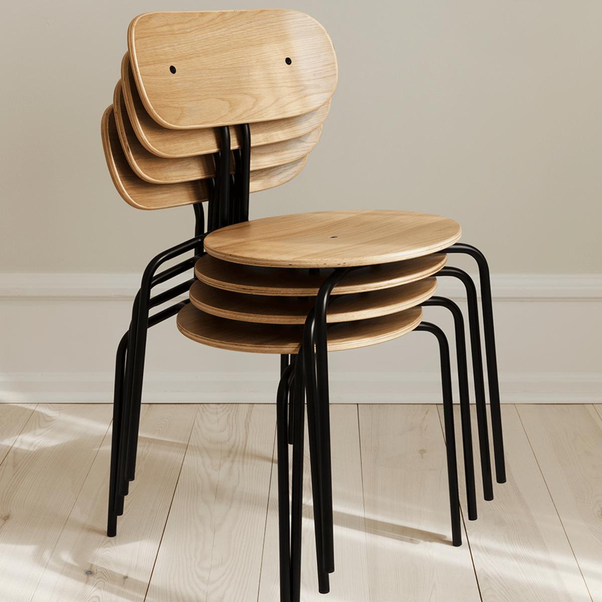 CURIOUS Dining Chair