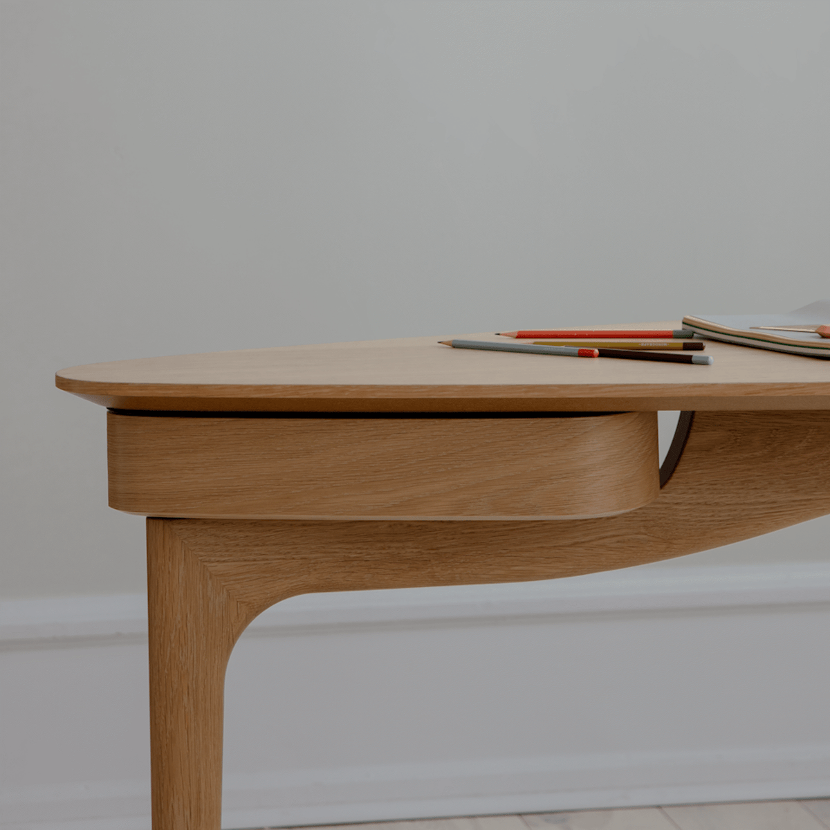 DUENDE Desk