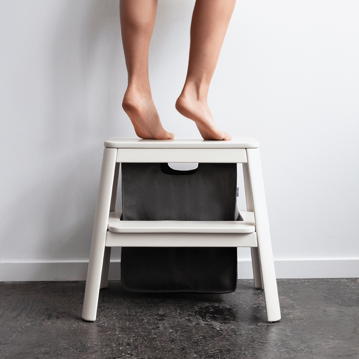 STEP IT UP Step Stool