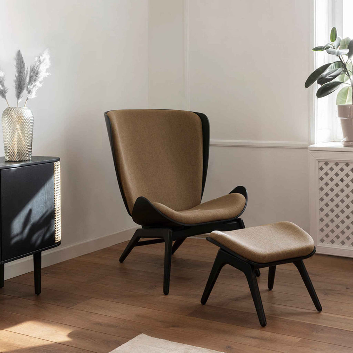 THE READER Ottoman