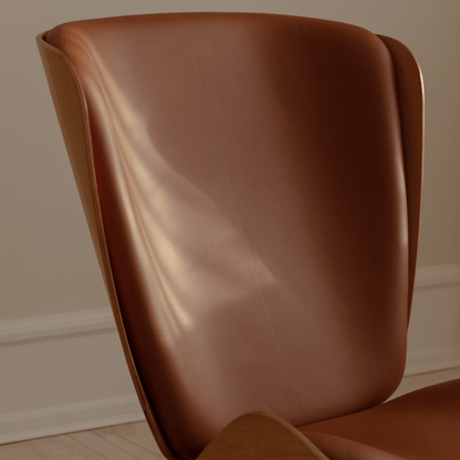 THE READER Lounge Chair