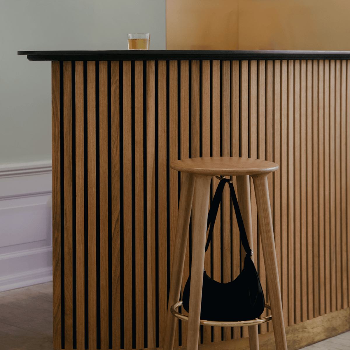 THE SOCIALITE Bar Stool