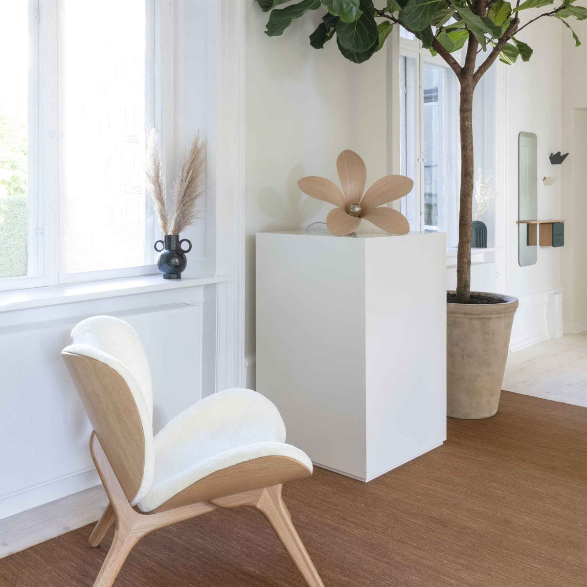 A CONVERSATION PIECE LOW Lounge Chair