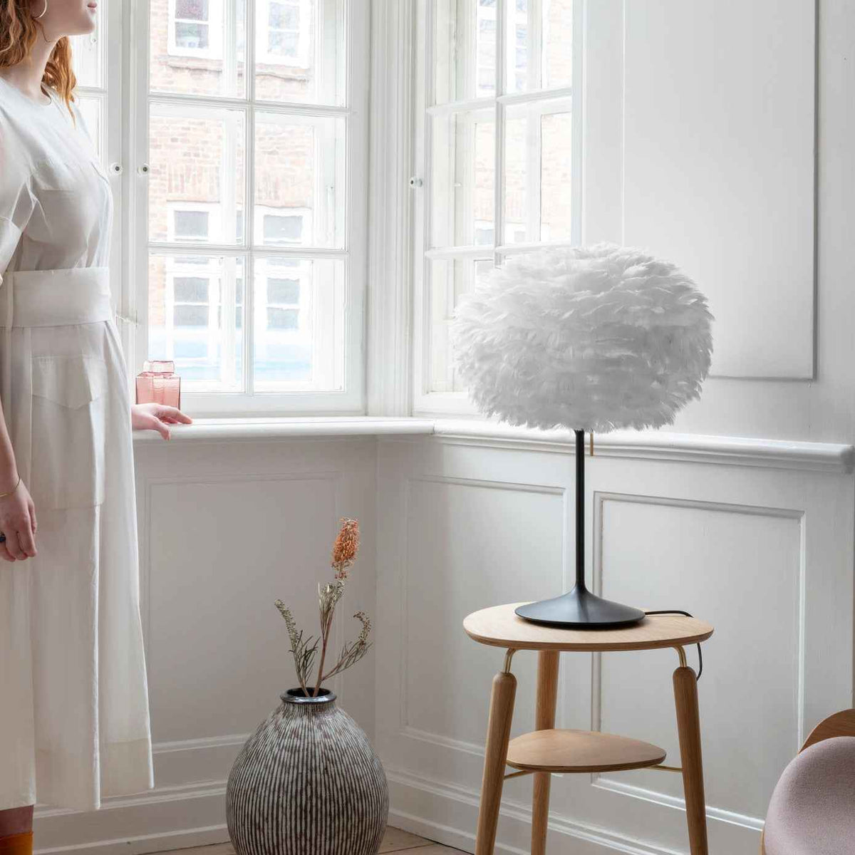 EOS MEDIUM Table Lamp
