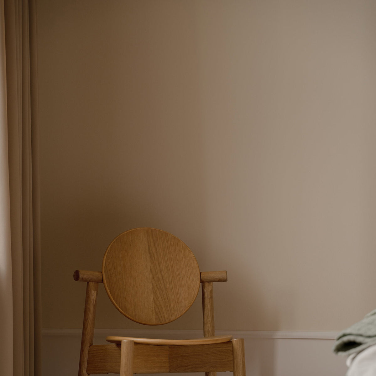 HEIKO Dining Chair